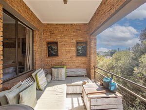 2 Bed Apartment in Cruywagenpark