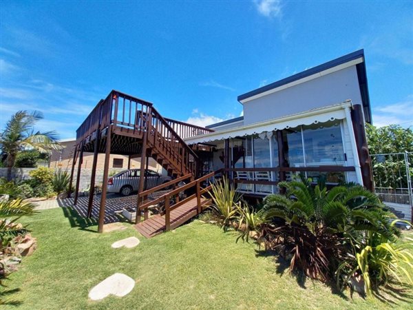 4 Bedroom House 4 Bedroom House