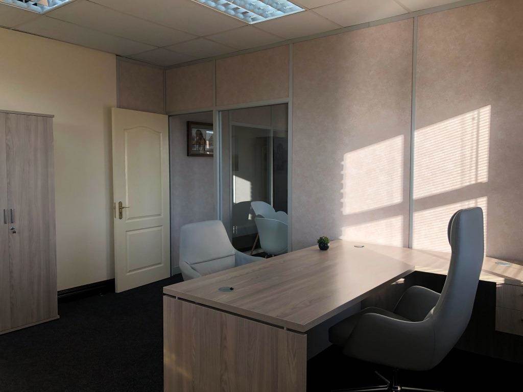 125  m² Office Space in Highveld photo number 3