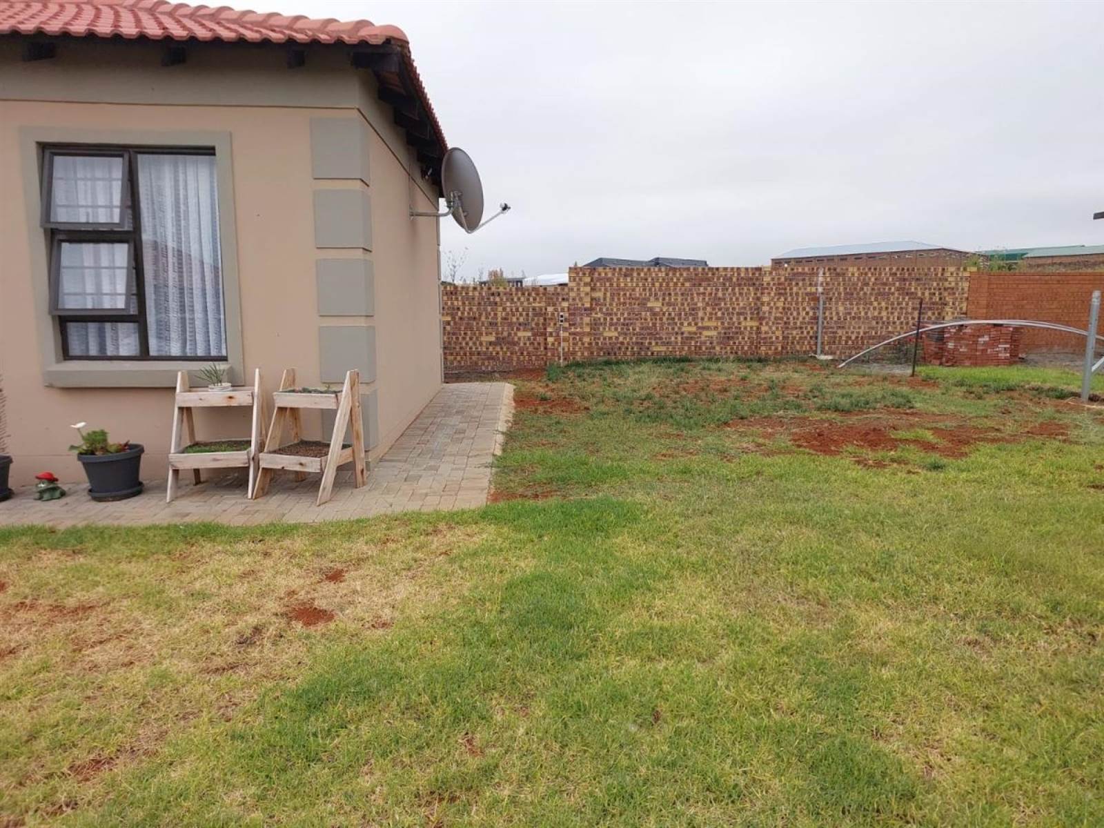 2 Bed Townhouse in Secunda photo number 18