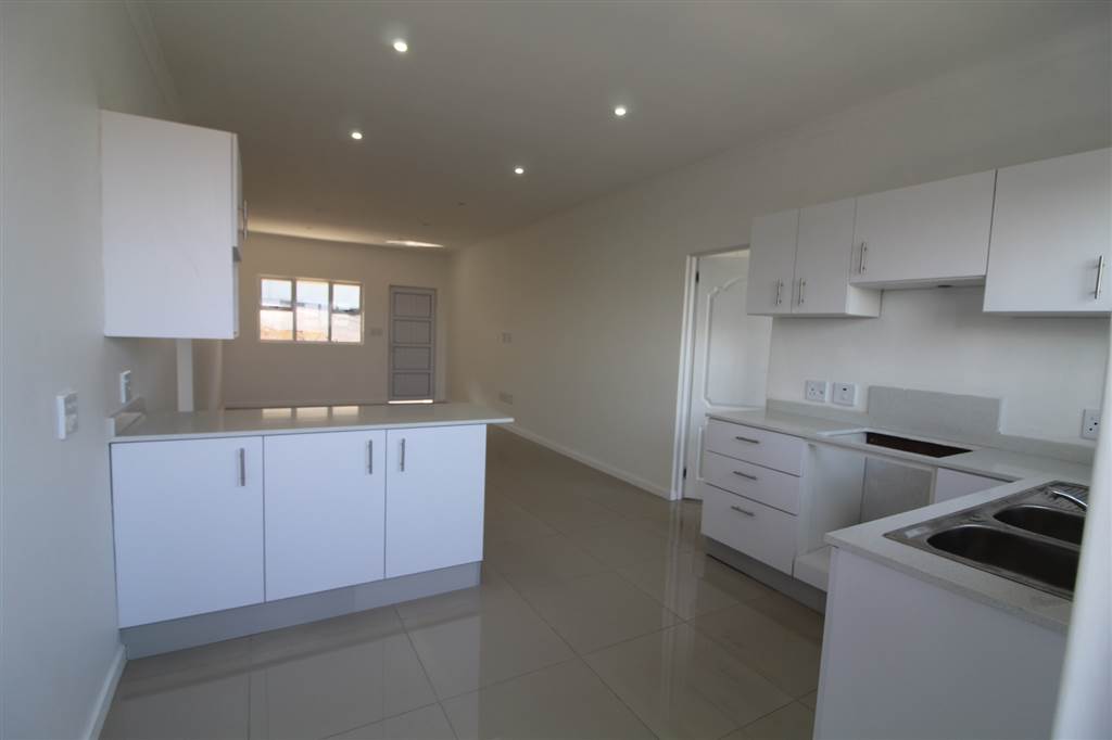 4 Bed Simplex for sale in T4463647 Private Property