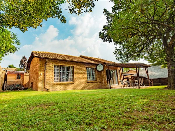 3 Bedroom House 3 Bedroom House