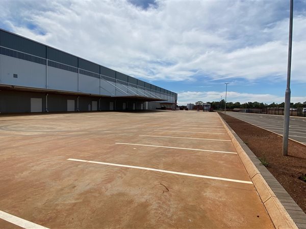 12 625  m² Industrial space