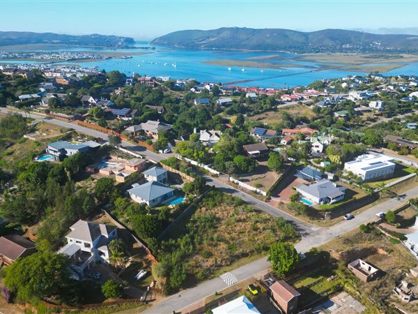 1161 m² Land available in Knysna Heights