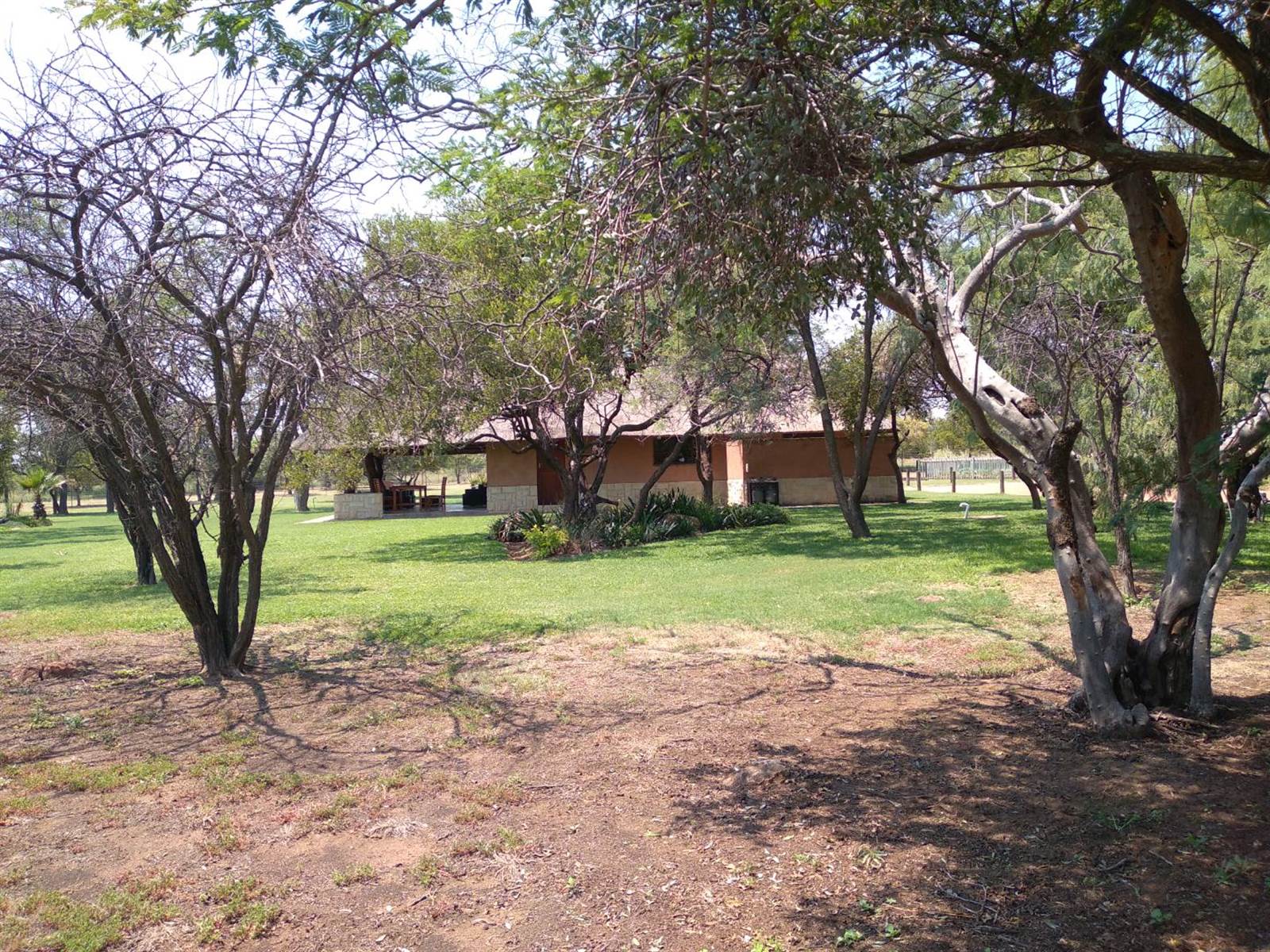 21 ha Farm in Dinokeng photo number 3