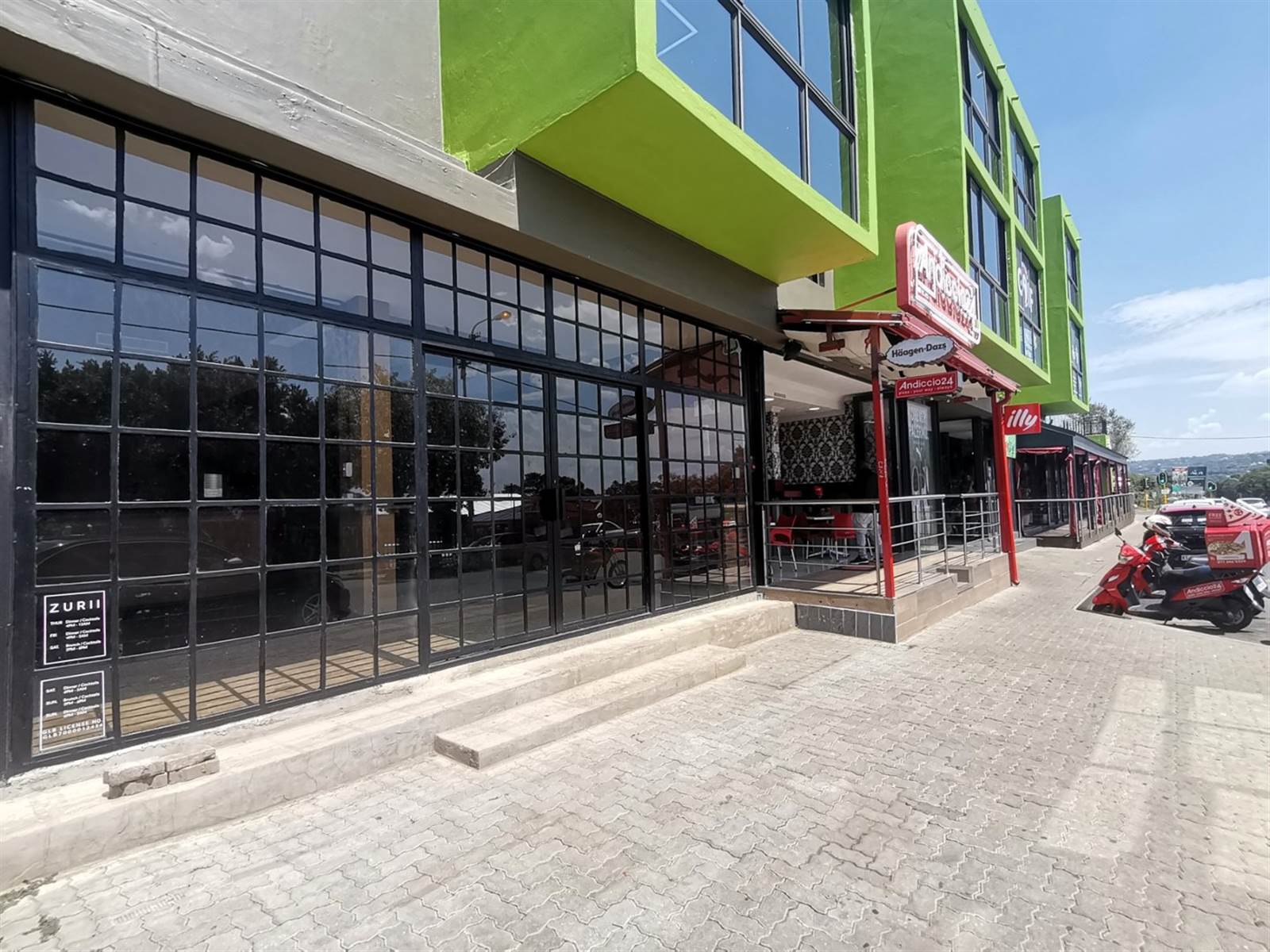 185  m² Office Space in Greenside photo number 8