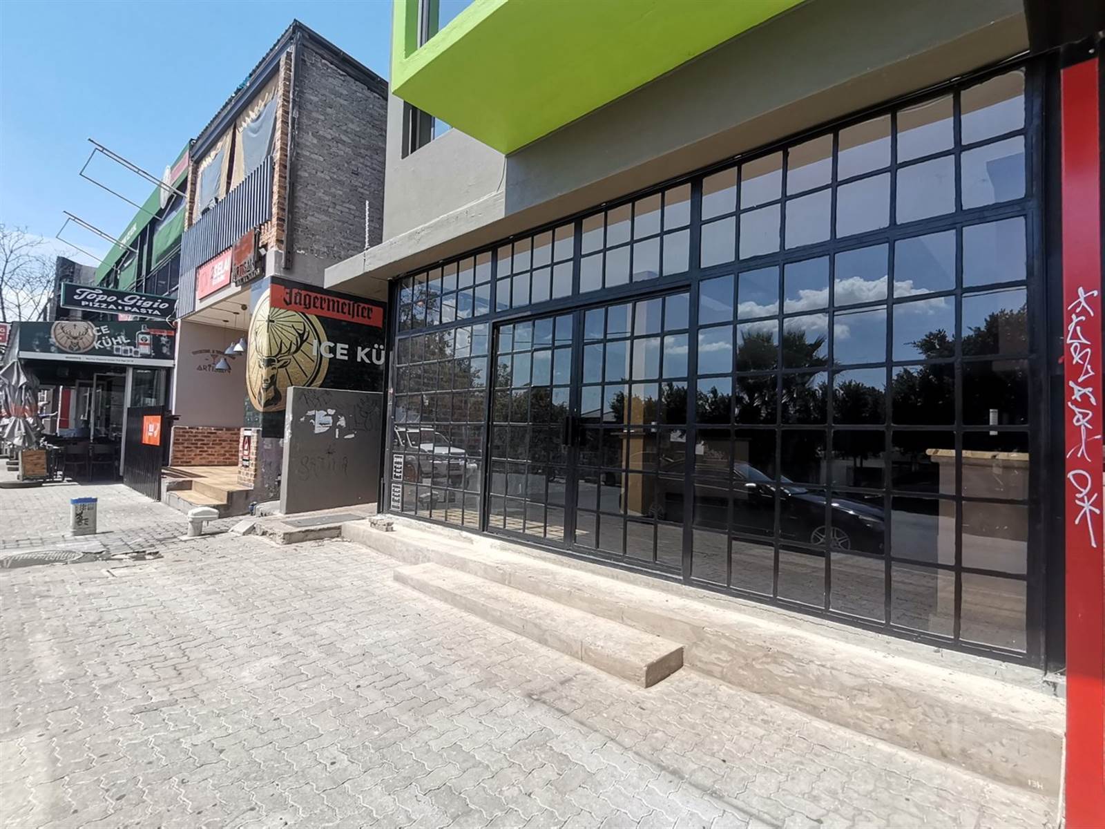 185  m² Office Space in Greenside photo number 7