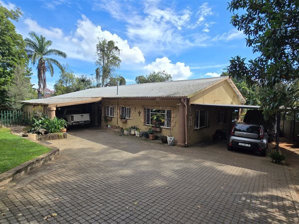 3 Bedroom House 3 Bedroom House