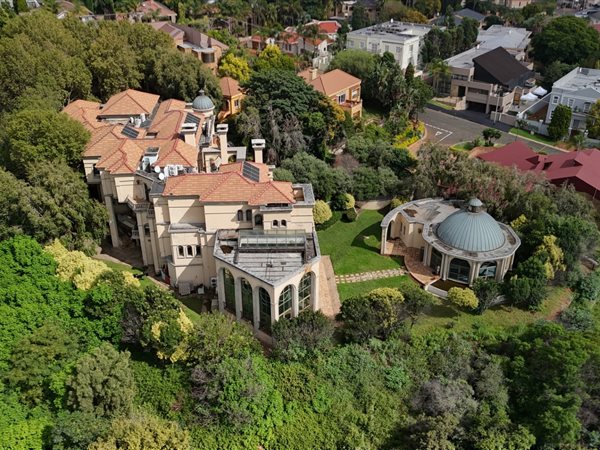 8 Bedroom House 8 Bedroom House
