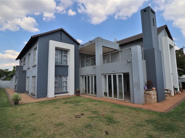 4 Bed House in Silverwoods Country Estate