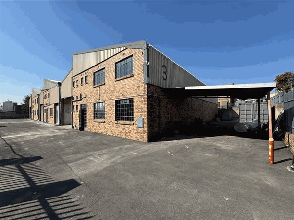 400  m² Industrial space