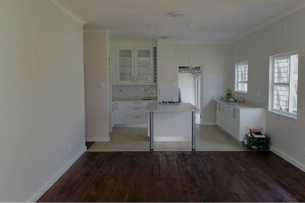 4 Bed House in Milnerton Central photo number 11