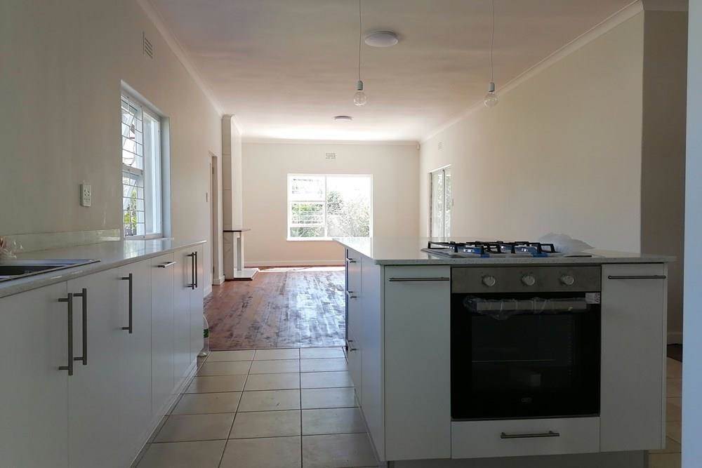 4 Bed House in Milnerton Central photo number 12