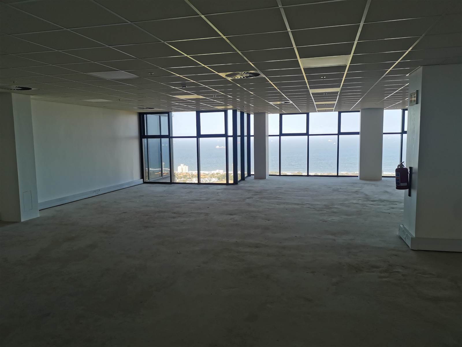 478  m² Commercial space in Umhlanga Ridge photo number 3