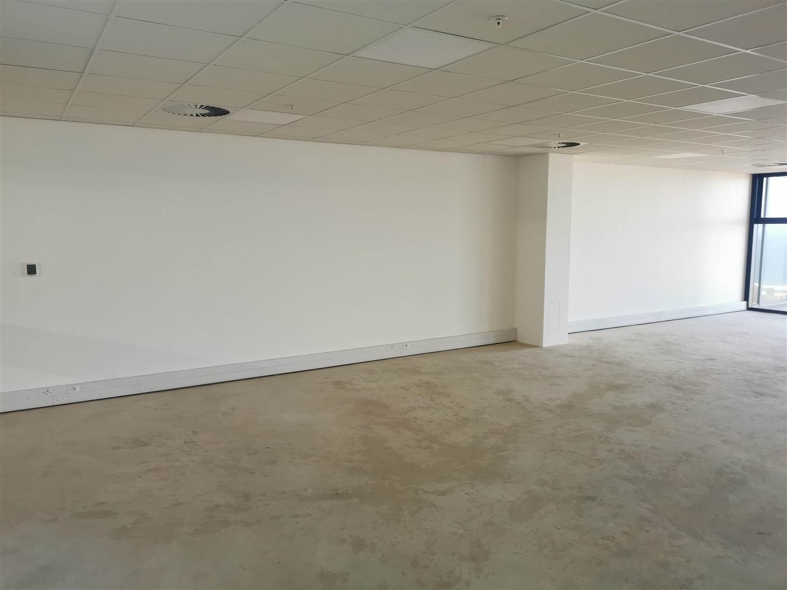 478  m² Commercial space in Umhlanga Ridge photo number 2