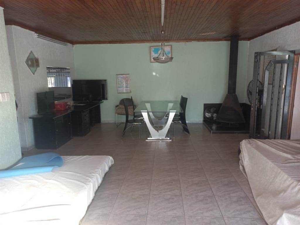2 Bed House in Erasmia photo number 7