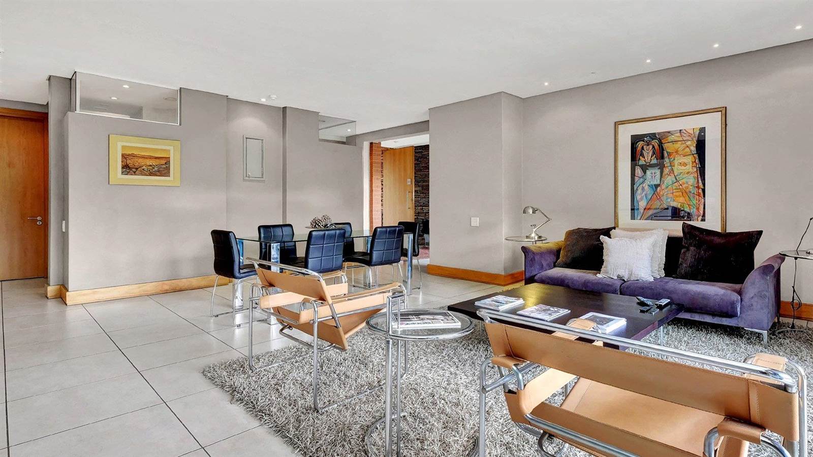 1 Bed Apartment in Melrose Arch photo number 4