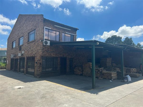 900  m² Industrial space in Benoni South