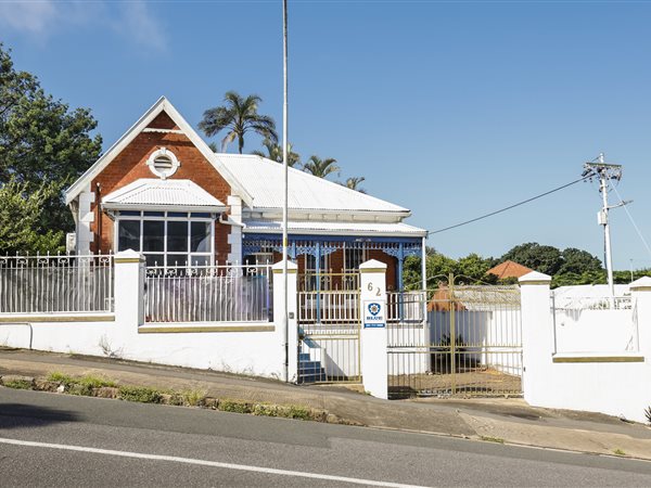 350 m² Commercial space 350 m² Commercial space
