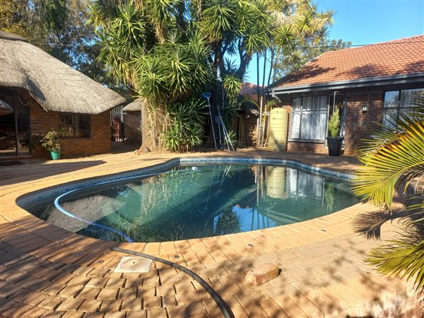 3 Bedroom House 3 Bedroom House