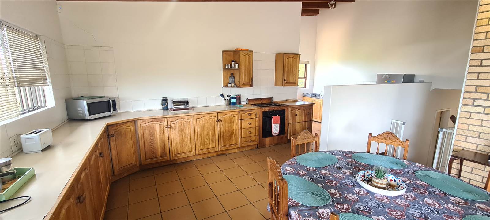 5 Bed House in Jeffreys Bay photo number 9
