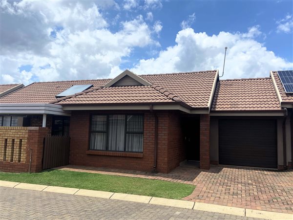 2 Bedroom Townhouse 2 Bedroom Townhouse
