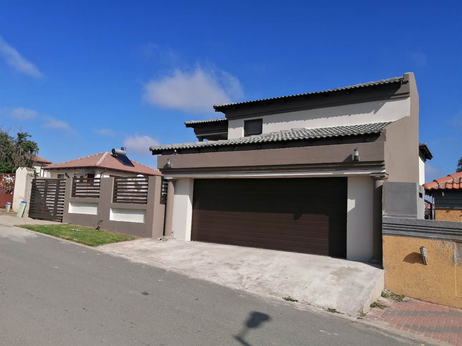5 Bed House in Olievenhoutbosch photo number 2
