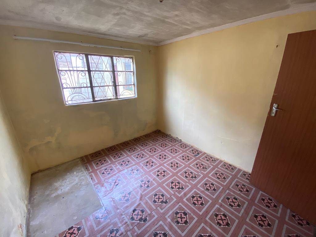 3 Bed House in Zwide photo number 10