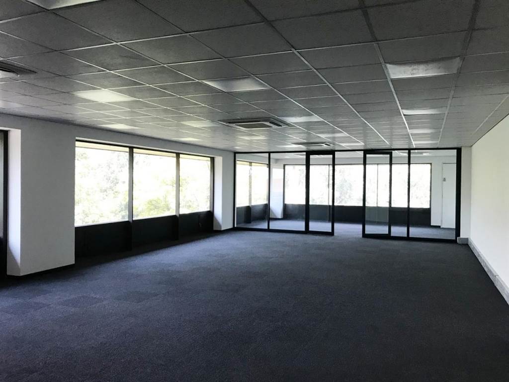 224  m² Office Space in Bedfordview photo number 9