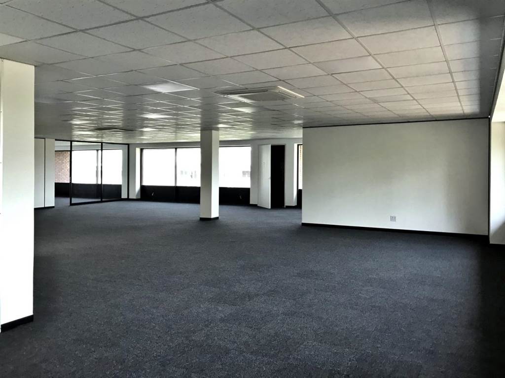 224  m² Office Space in Bedfordview photo number 8