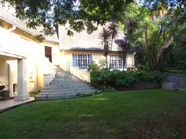 4 Bedroom House 4 Bedroom House