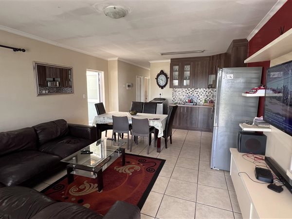 3 Bed Townhouse in Kuilsriver