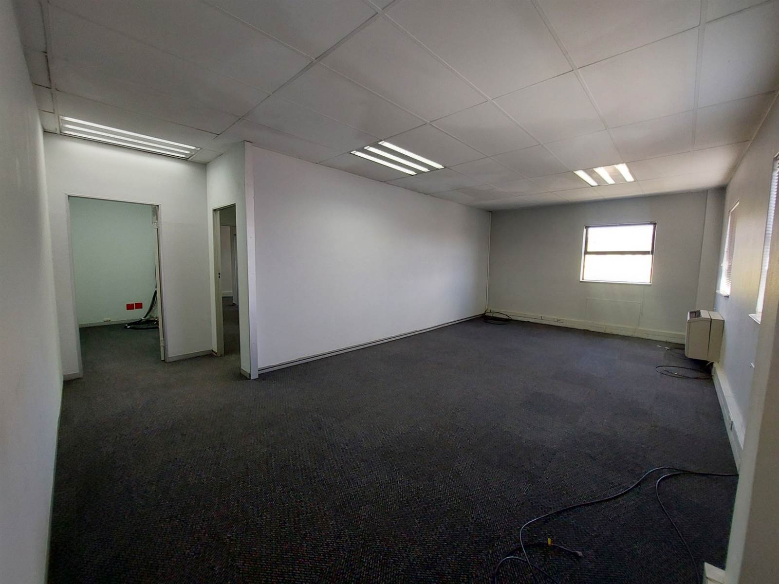 100  m² Office Space in Centurion CBD photo number 15