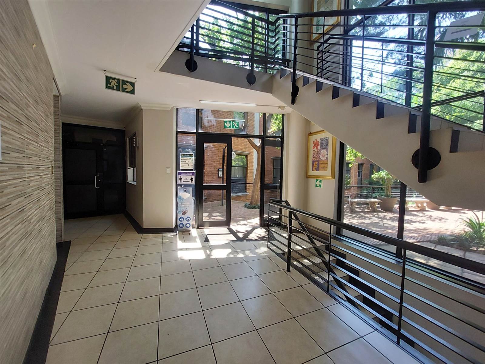 100  m² Office Space in Centurion CBD photo number 2