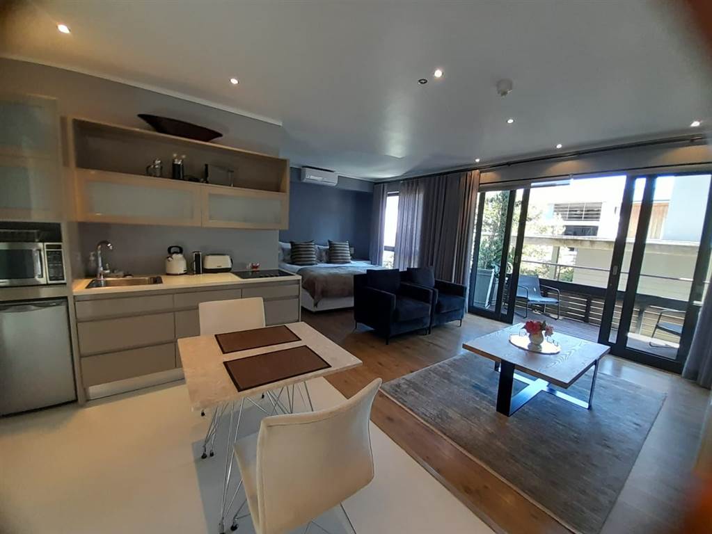 Studio apartment in Knysna Central photo number 2