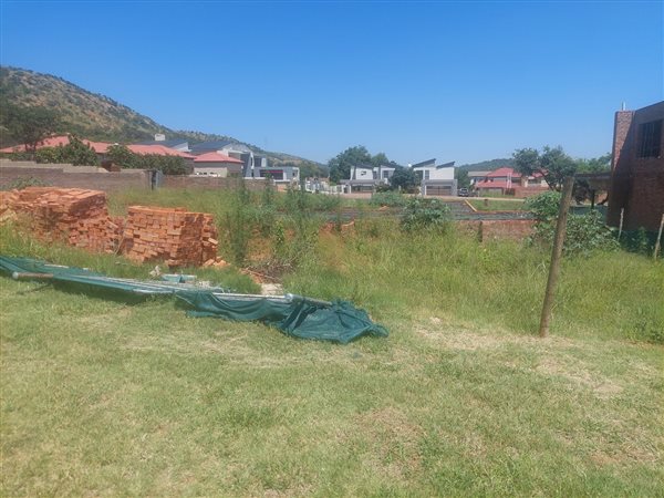 910 m² Land available in Amandasig