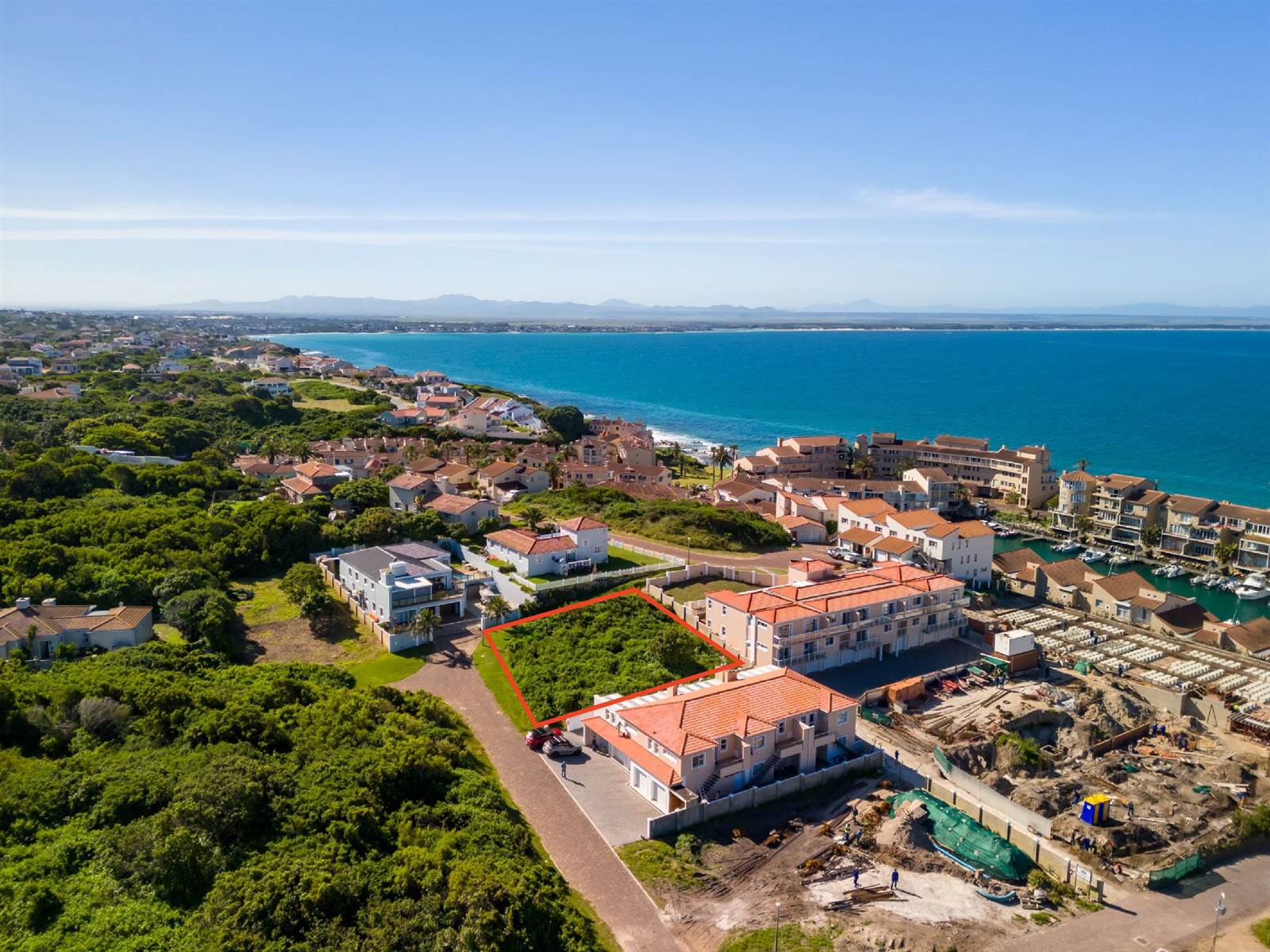 620 m² Land available in St Francis Bay photo number 1