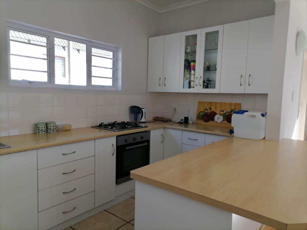 2 Bed House in St Francis Bay photo number 8