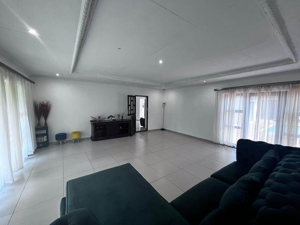 4 Bed House in Impala Park photo number 2