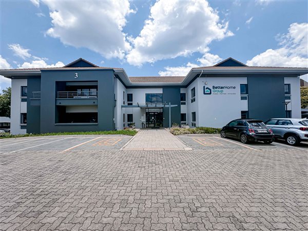 1054  m² Industrial space in Blackheath