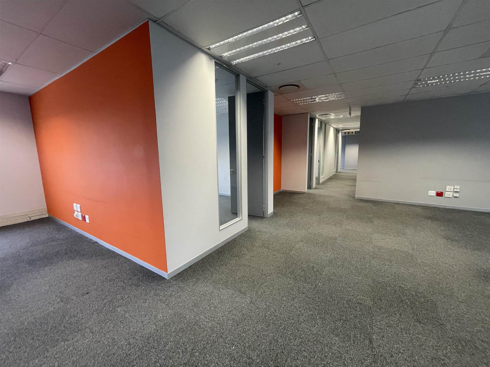 918  m² Commercial space in Rosebank photo number 27