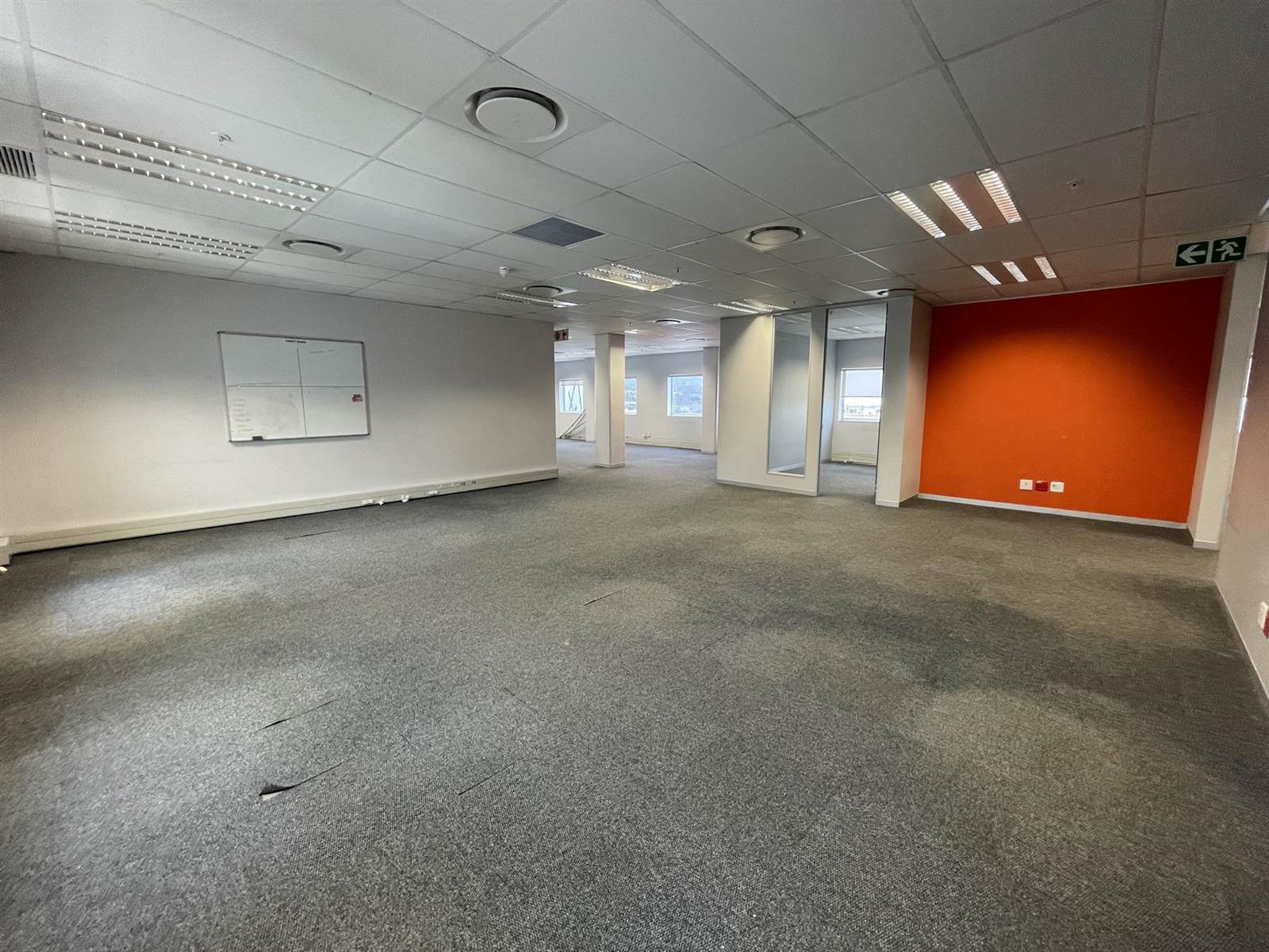 918  m² Commercial space in Rosebank photo number 26