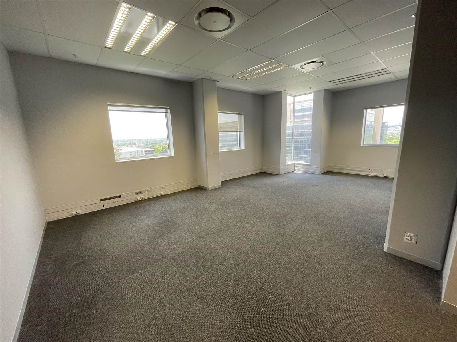 918  m² Commercial space in Rosebank photo number 21
