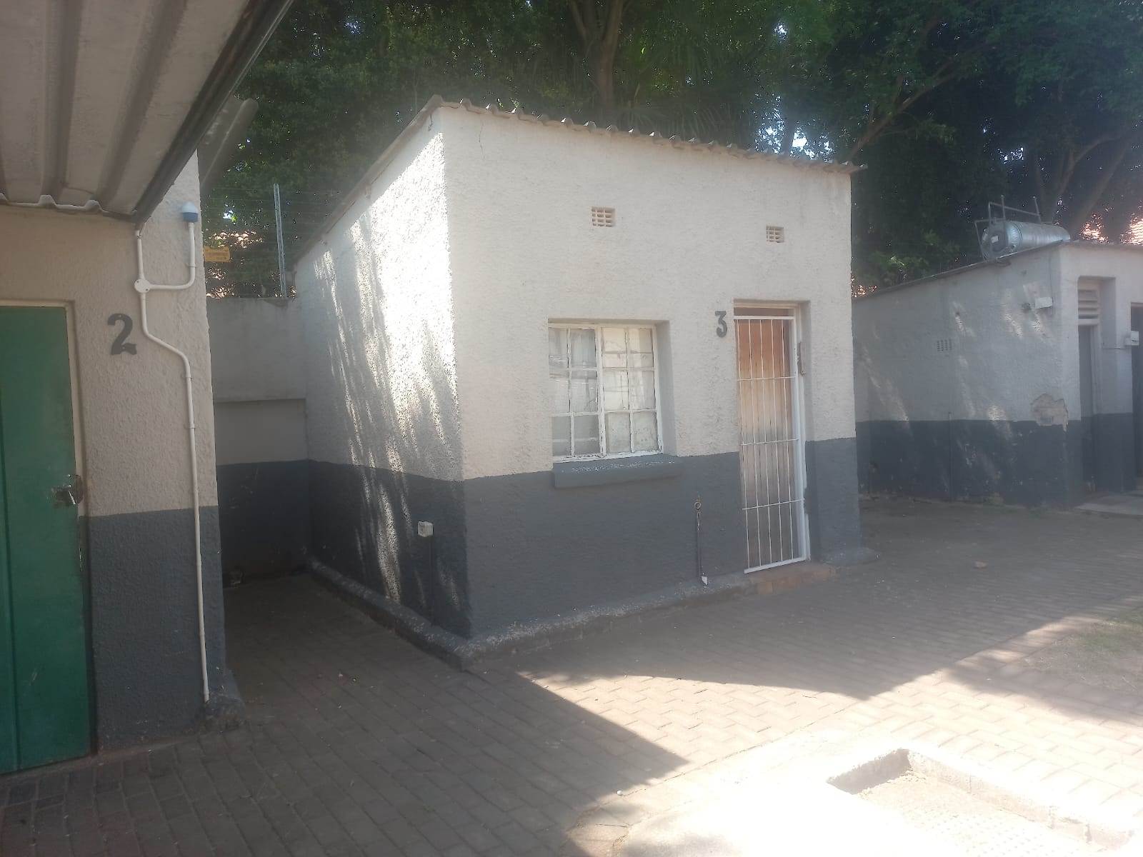 12 Bed House in Krugersdorp Central photo number 8