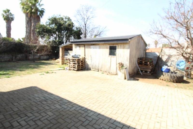 5 Bed House in Potchefstroom Central photo number 19