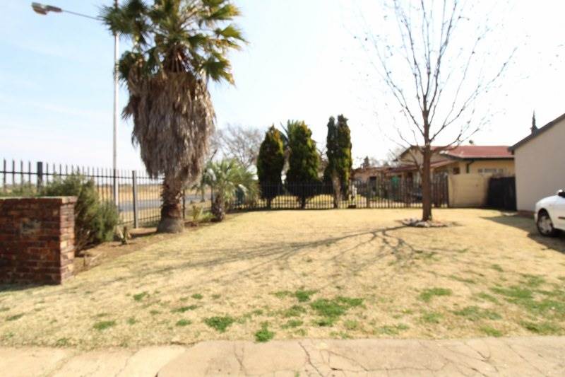 5 Bed House in Potchefstroom Central photo number 21