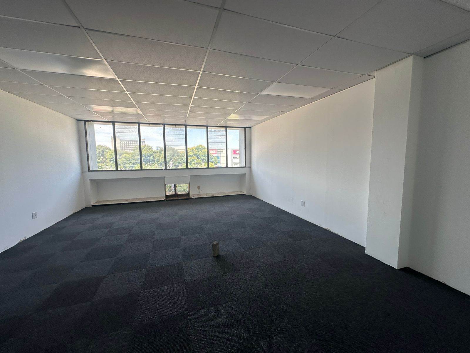 50  m² Commercial space in New Redruth photo number 7