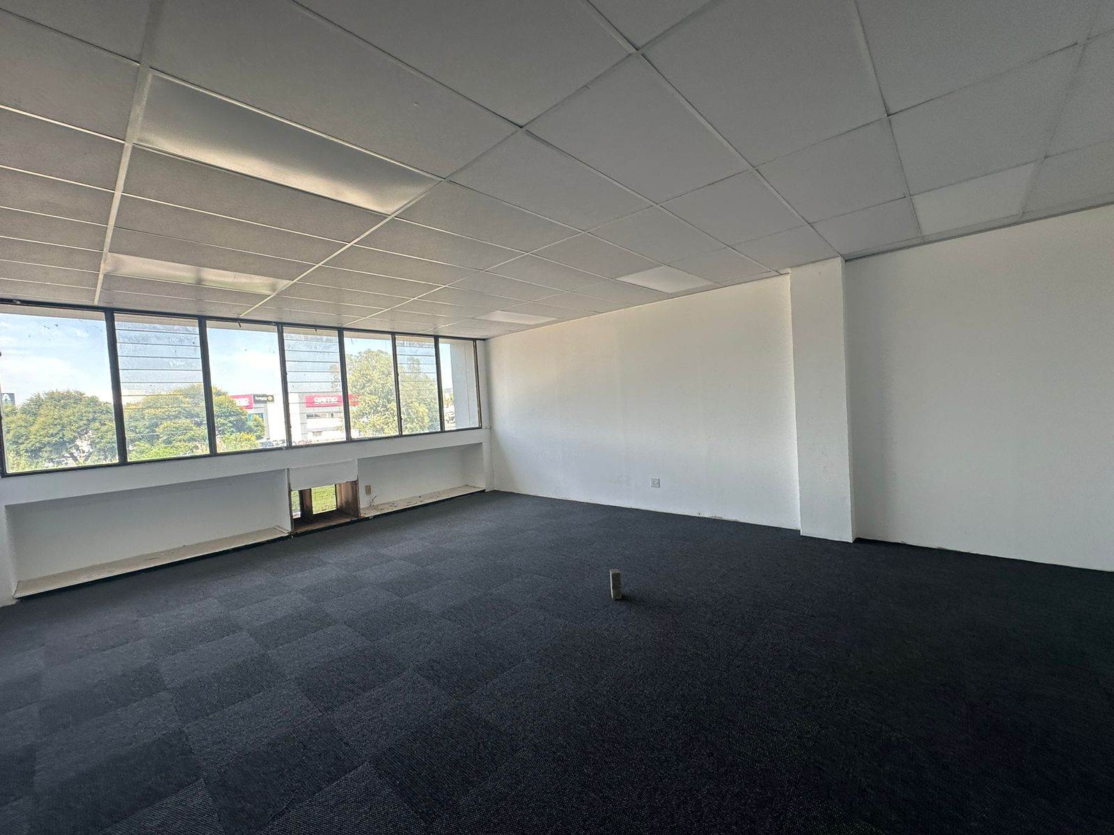 50  m² Commercial space in New Redruth photo number 2