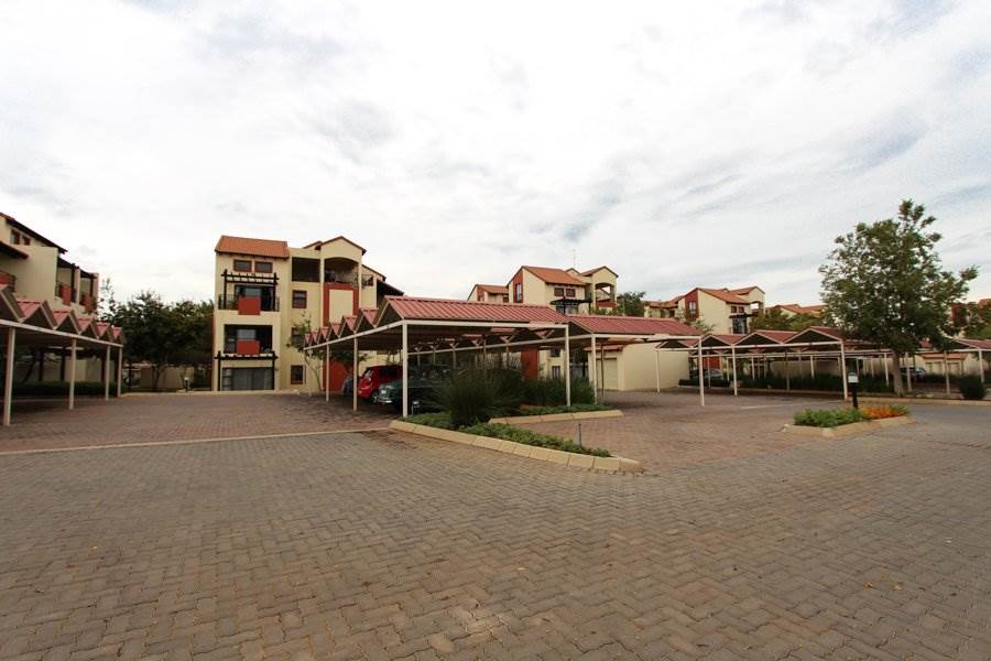 1 Bed Apartment in Hazeldean (Silverlakes Surroundings) photo number 19
