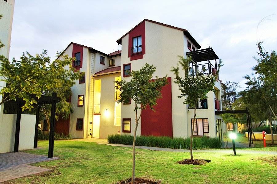 1 Bed Apartment in Hazeldean (Silverlakes Surroundings) photo number 14
